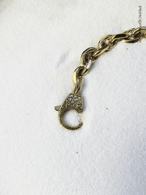 Parisian Heavy Single Chain Bracelet with Decorative Clasp - Perception0one.com